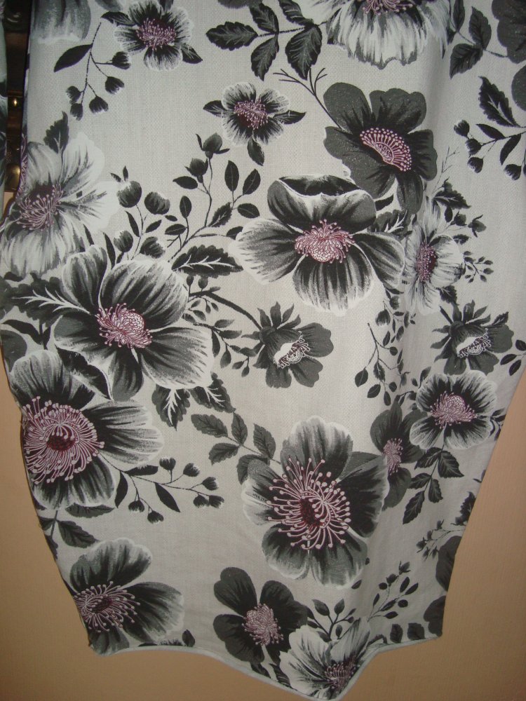 Kleid - Blütenprint Gr.38/40