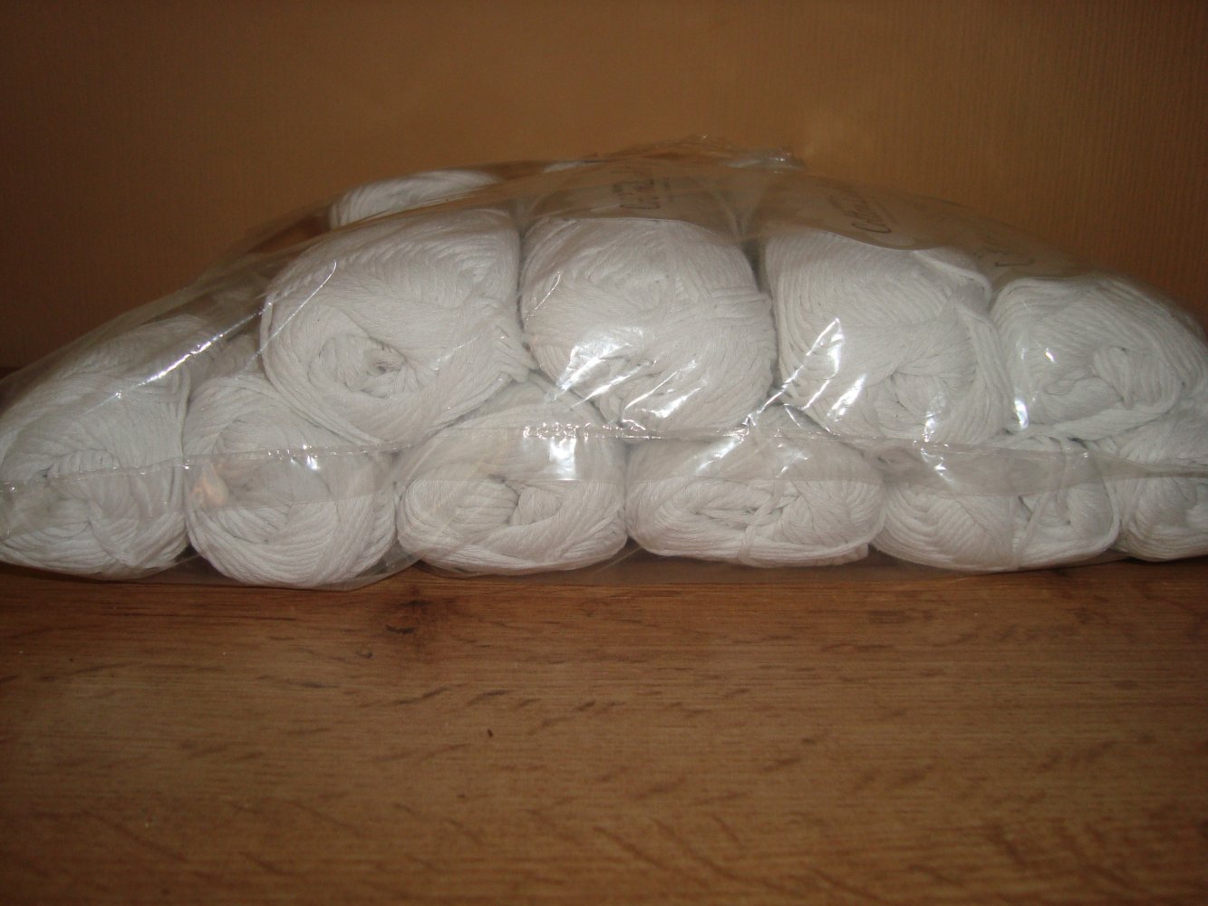 Baumwollgarn in Weiß 19x50Gr