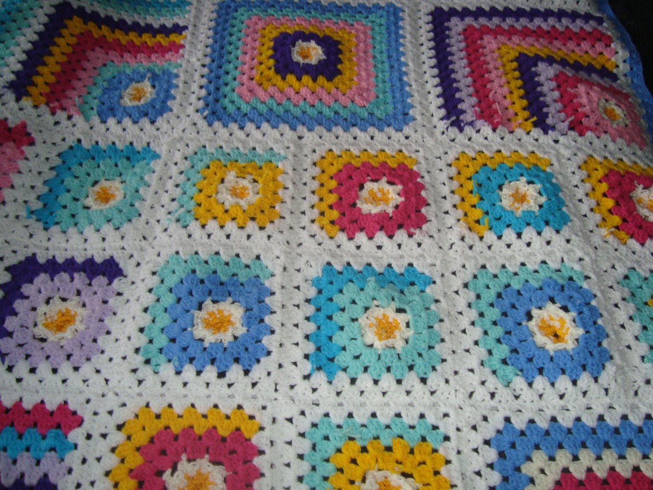 Echte Handarbeit ein Unikat-Granny Square Decke