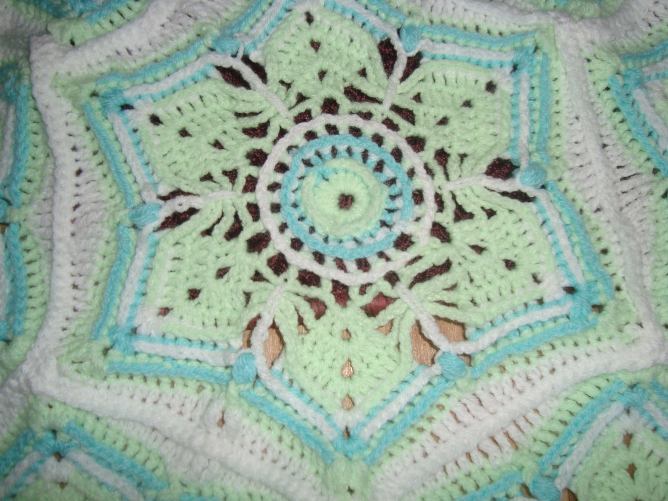 Passionsblumen-Hexagon Decke i