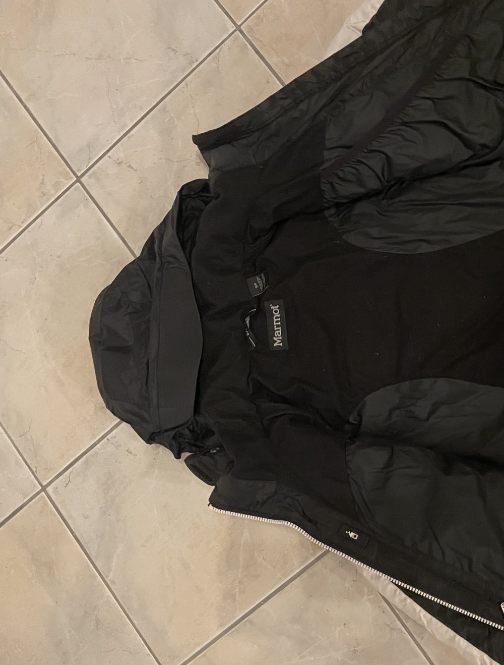schwarze Ski Jacke