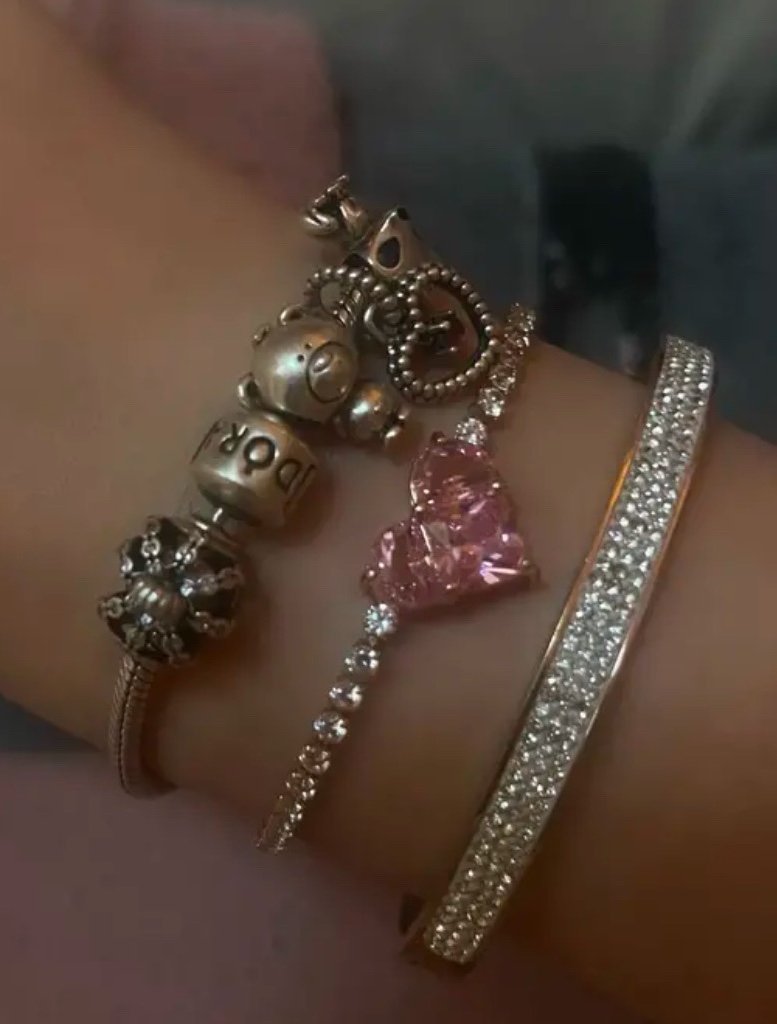 Hochwertige glänzend herzförmige Armkette|Rosa und Weiss *NEU♥️