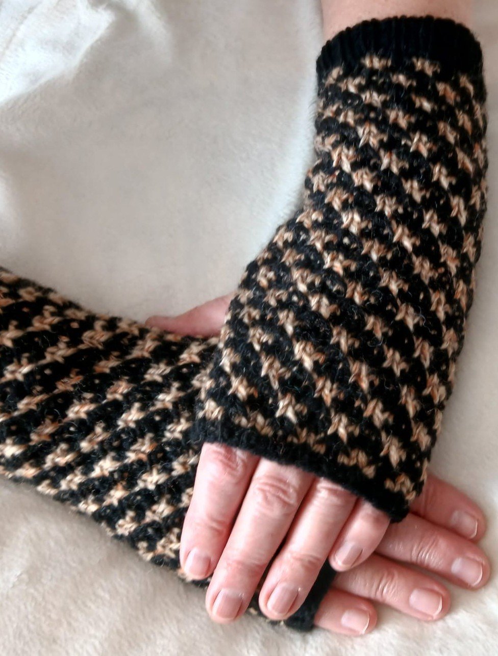 Handstulpen mit Daumenloch