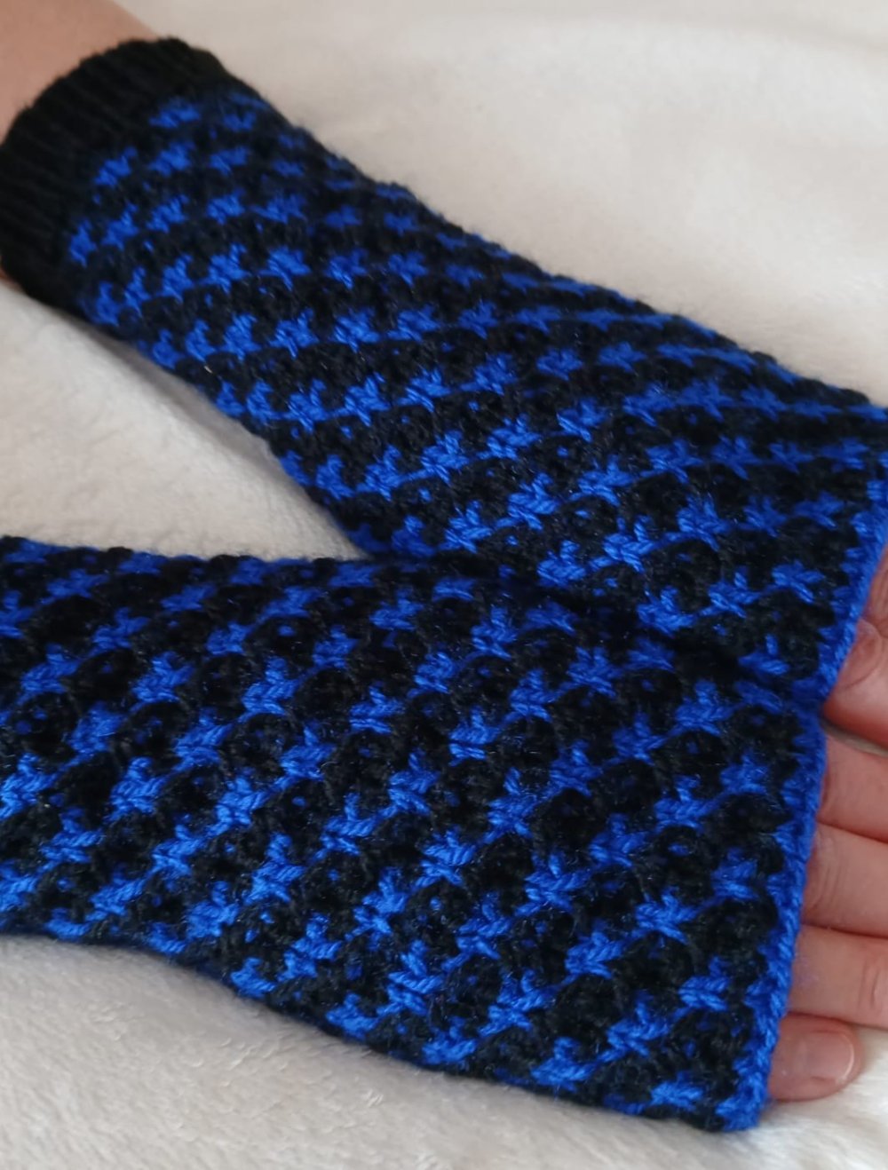Handstulpen mit Daumenloch