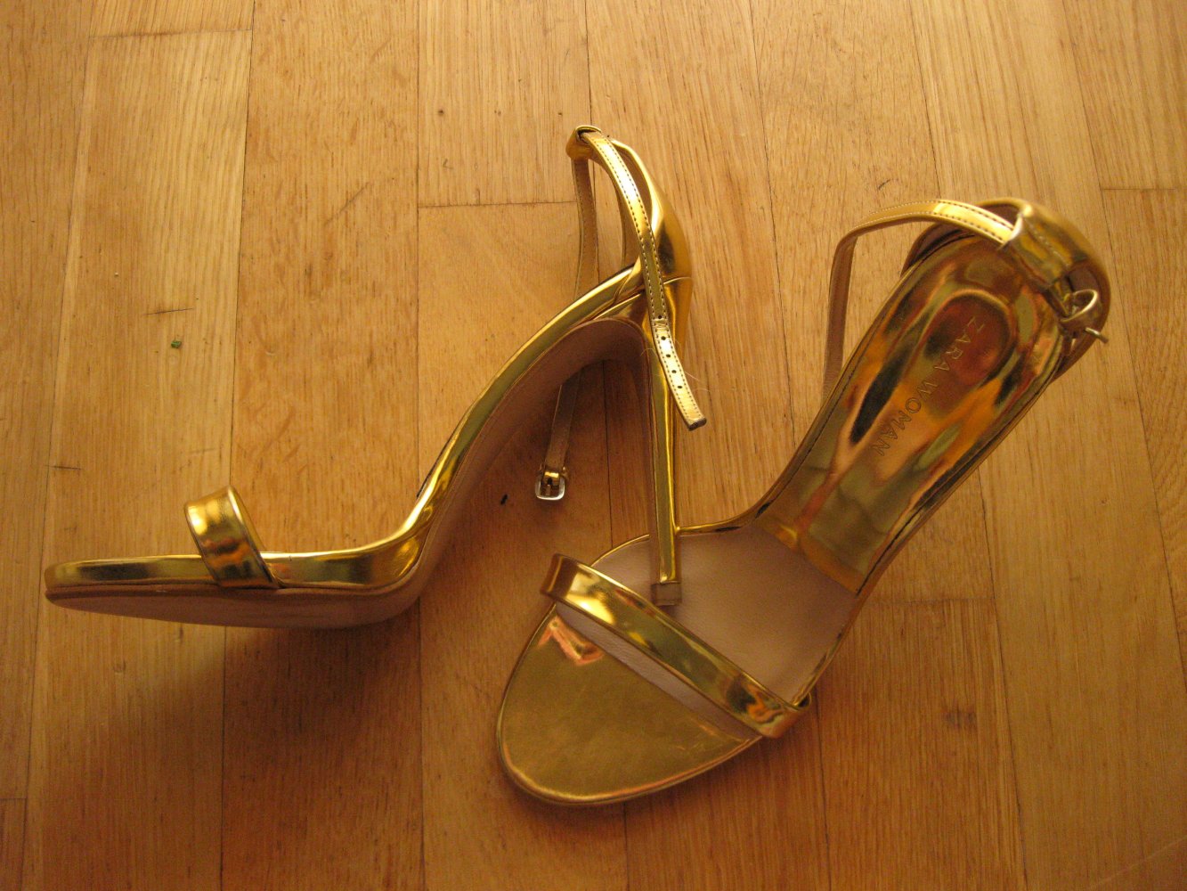 Zara High Heel gold Stiletto Sandaletten 40