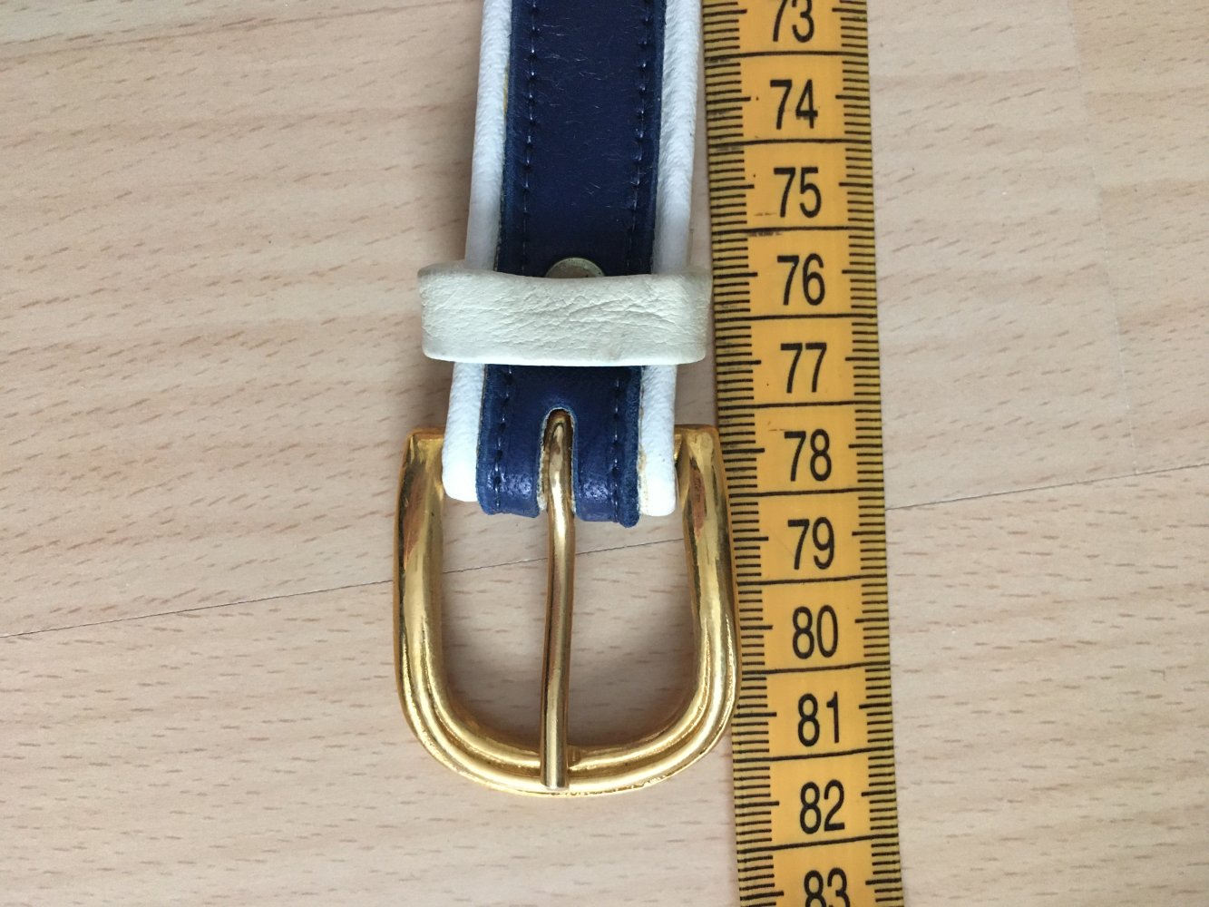 Sepcoeur - schmaler Gürtel, dunkelblau weiß gold - 100 % Leder