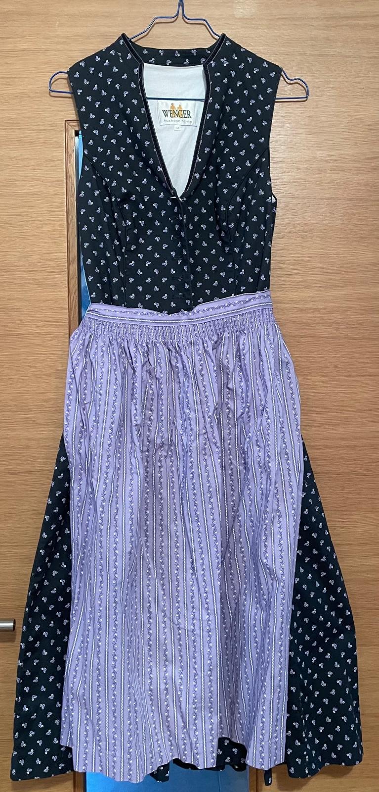 Dirndl mit Schürze