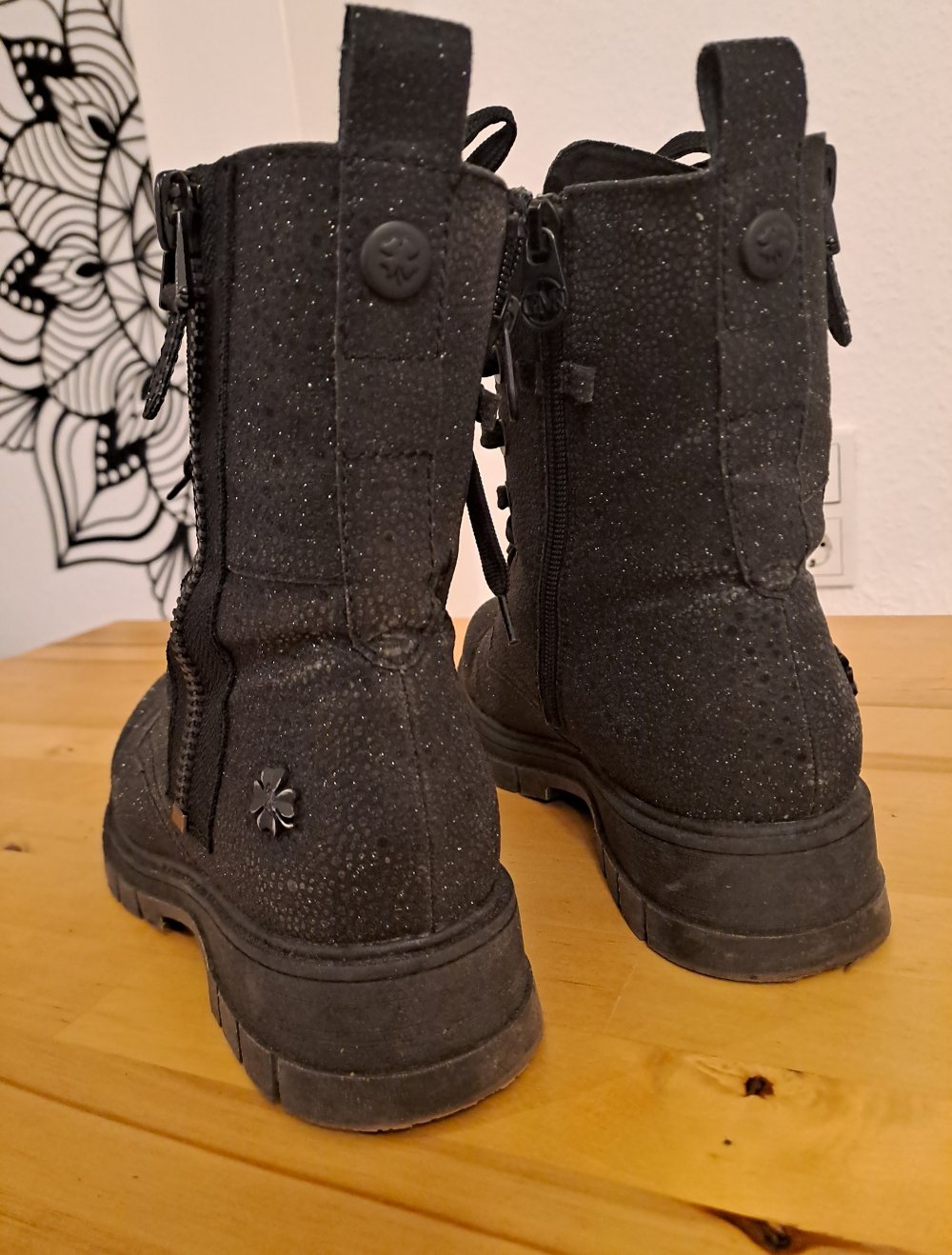 Stiefel Glitteroptik