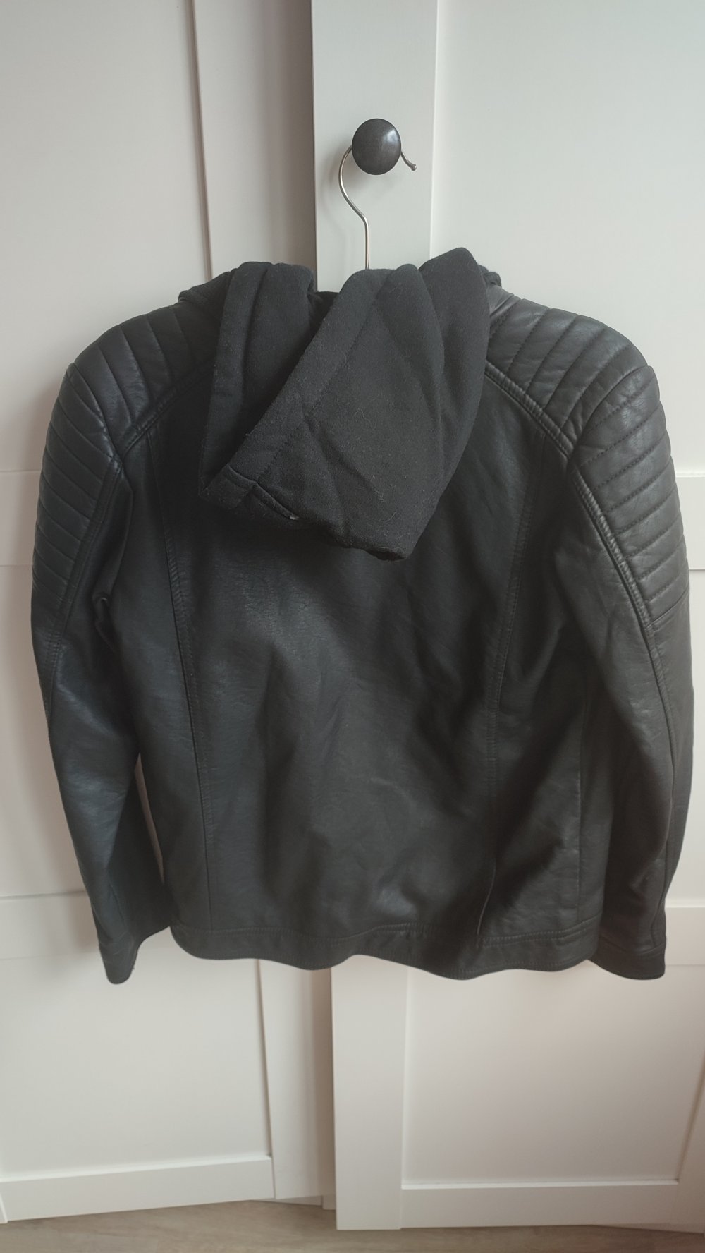 LederJacke Gr 146/152