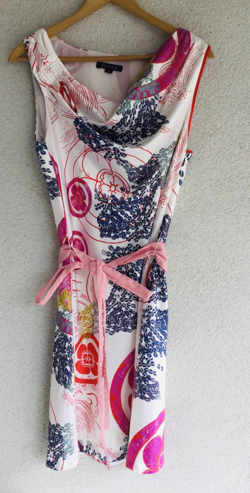 Midikleid mit Bindegürtel 