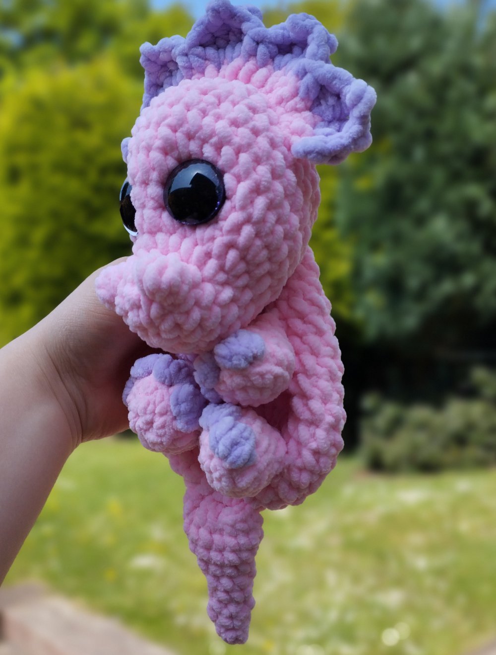 Triceratops Kuscheltier Schmusetuch Dinosaurier Dino Amigurumi selfmade gehäkelt