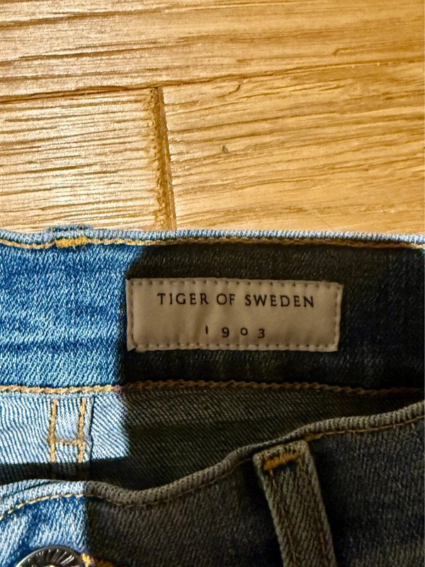 Tiger of Sweden - Sweden - Größe 32/32