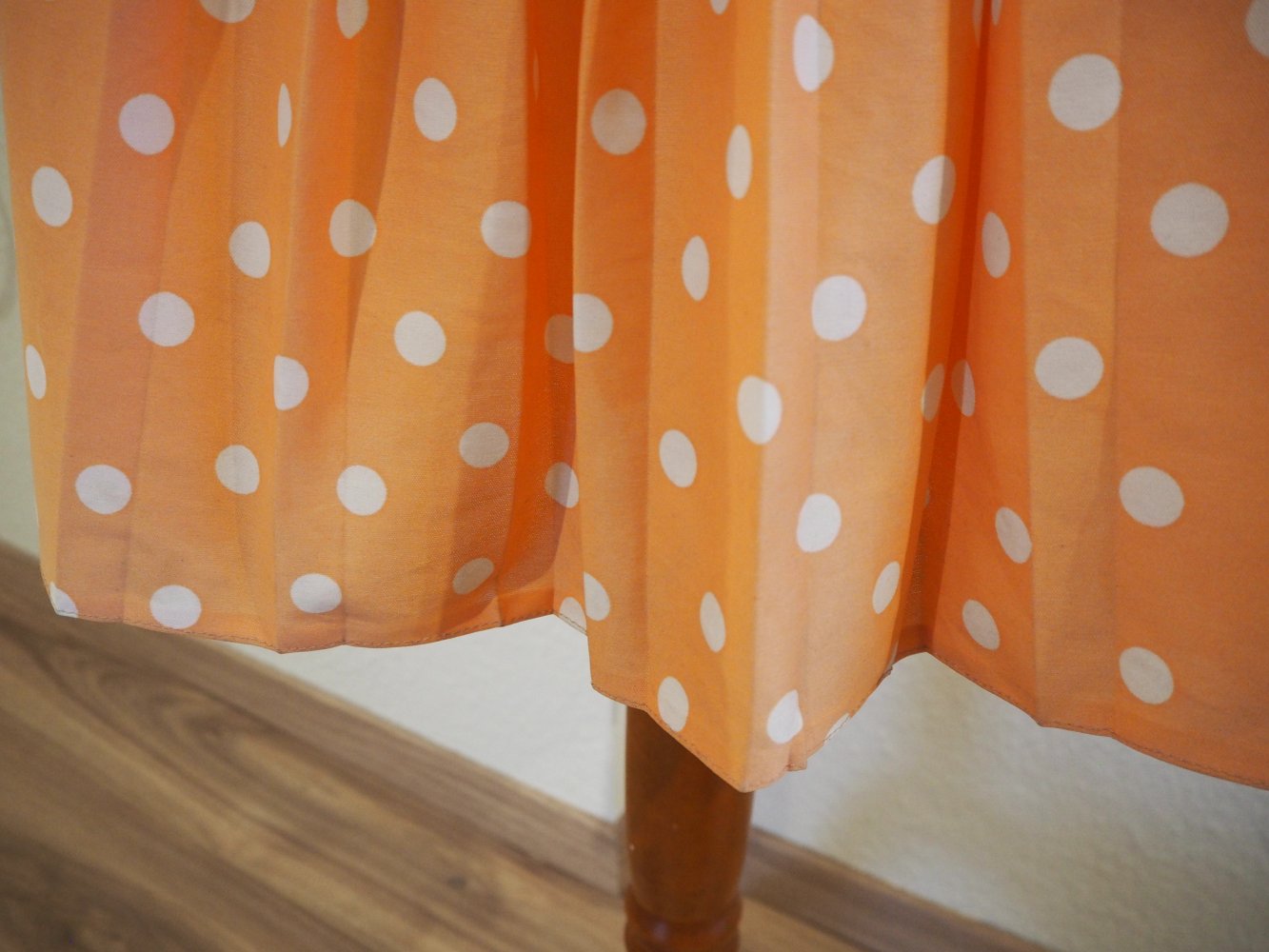 Vintage Polka-Dot Plissee-Rock, pfirsichfarben