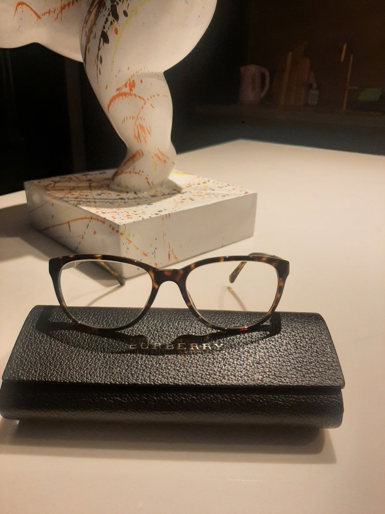 Burberry Brille mit Etui Neuwertig
