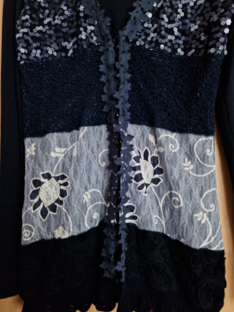 LINEA TESINI STRICKJACKE