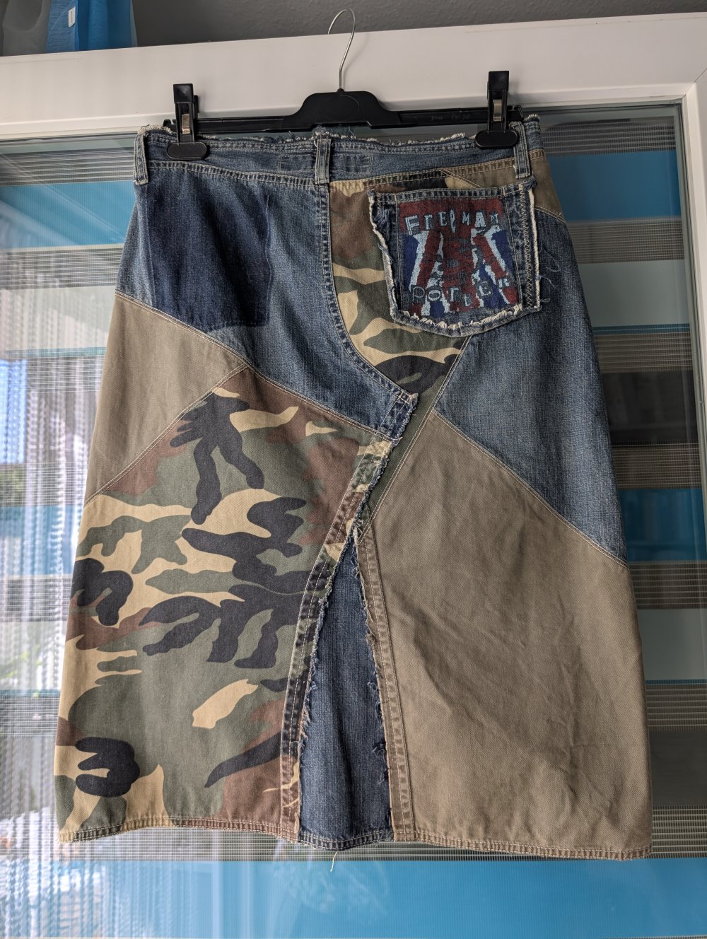 Army Destroy Style Jeans Rock