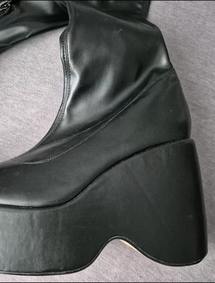 Overknee Plateau Stiefel NEU