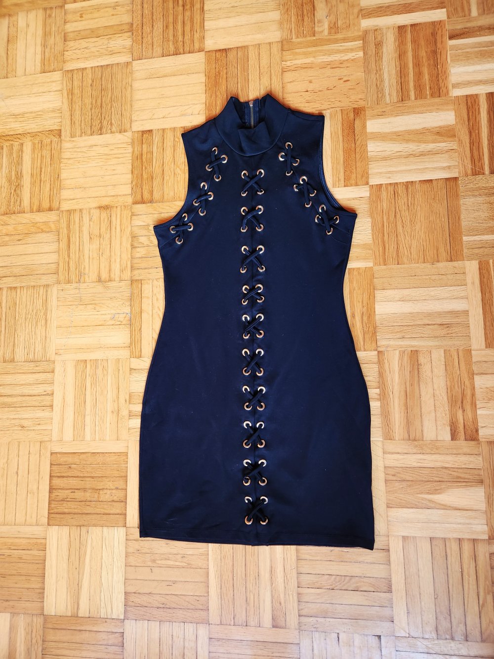 Chocolate Kleid Lace up