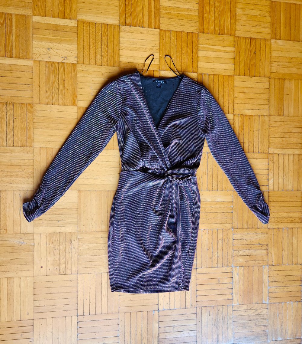 Neues Amisu Schimmer Knoten Kleid