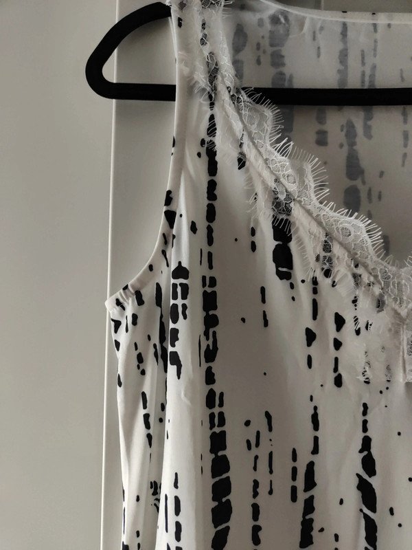 Neues Kleid, A-Form