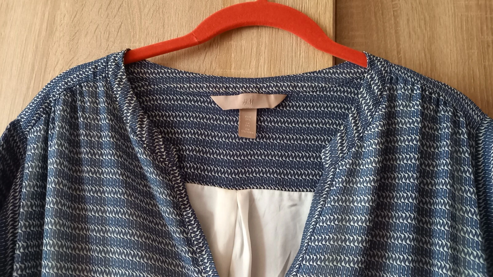 Schickes Kleid Gr. 2 XL