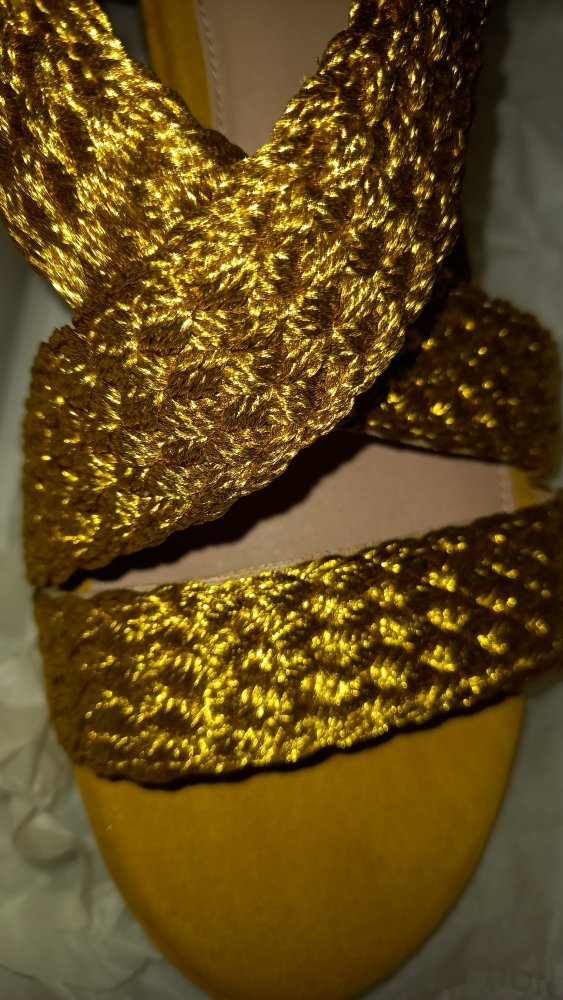 Goldene Wedges / Starcollektion/ Rita Ora Gr. 40