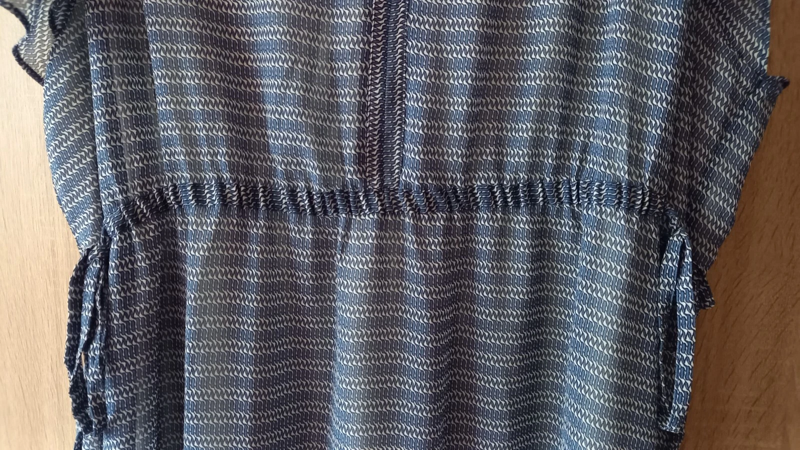 Schickes Kleid Gr. 2 XL