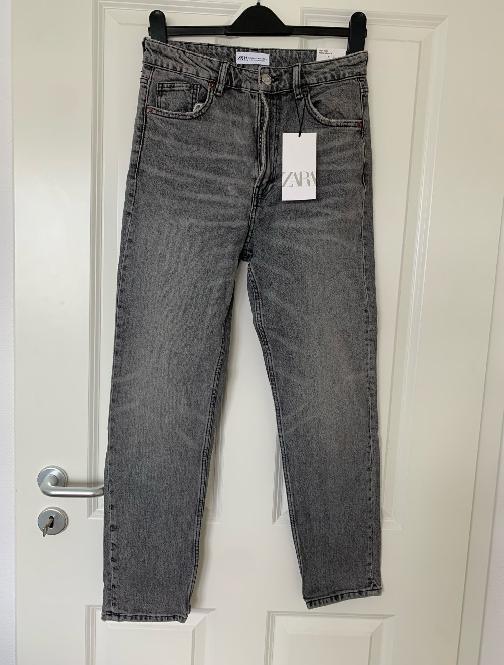 Neu Zara Comfort Mom Fit Jeans Grau 36