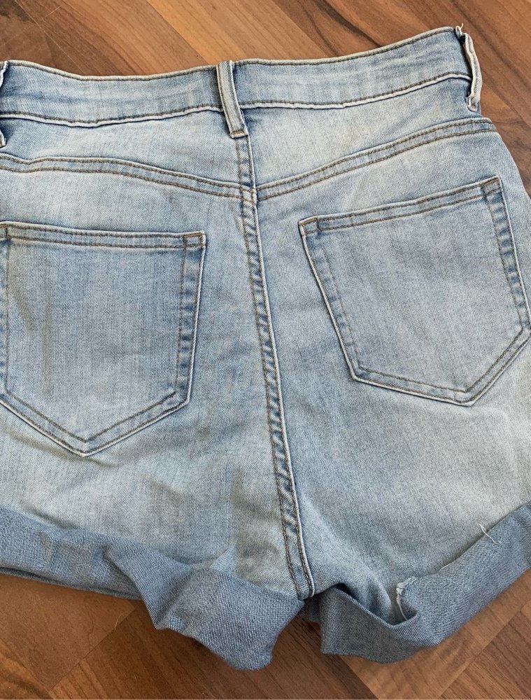 Shorts Jeansshorts Jeans Denim Blau High Waist H&M Gr 34 Neu