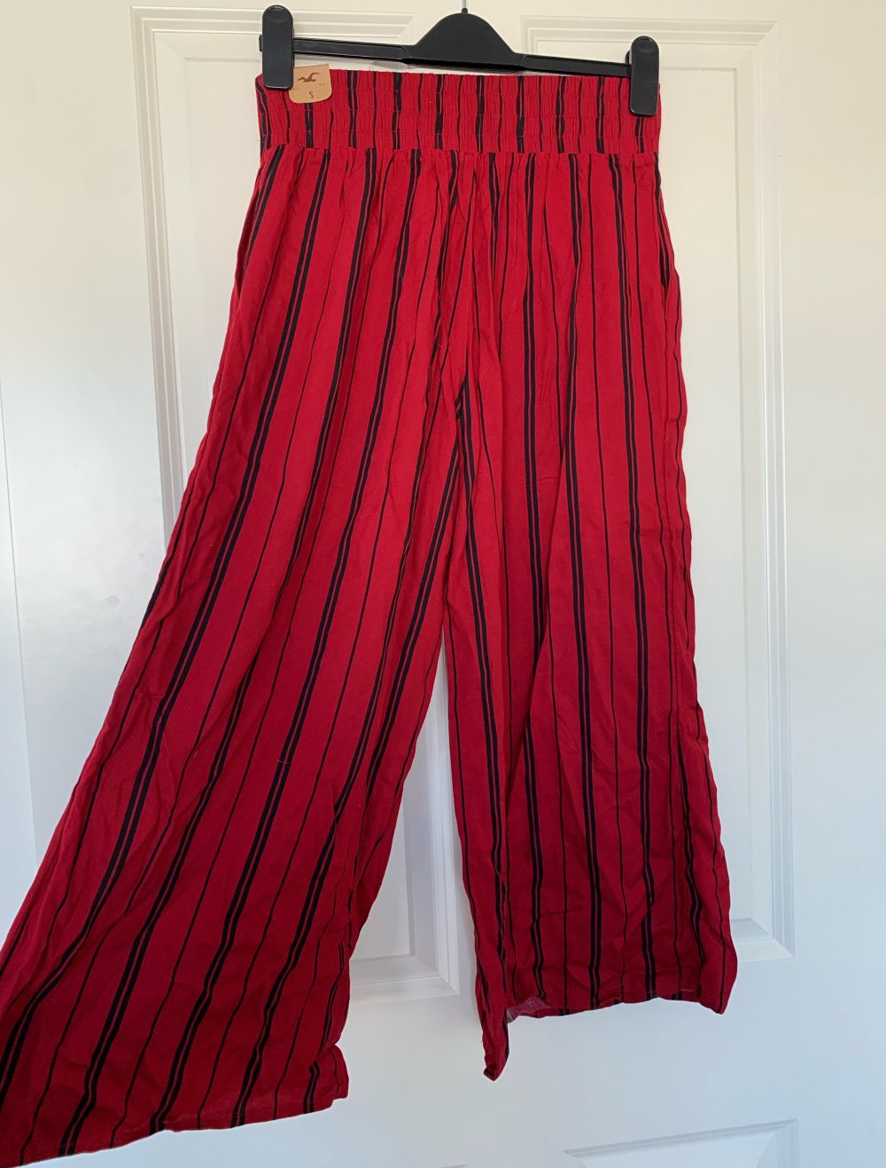 NEU Sommer Hose Cullotte Rot S Hollister High Waist