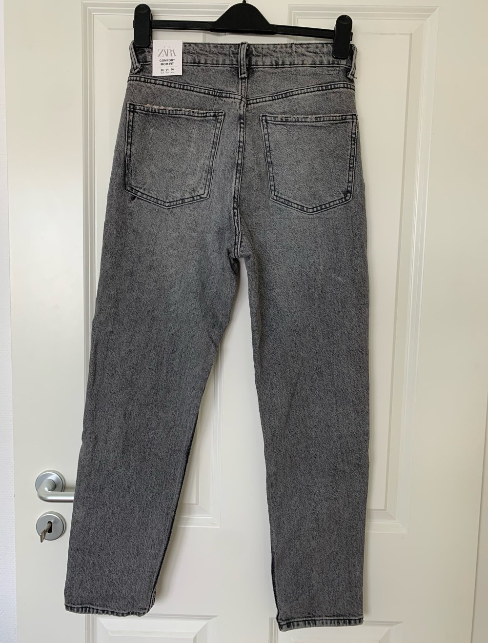 Neu Zara Comfort Mom Fit Jeans Grau 36