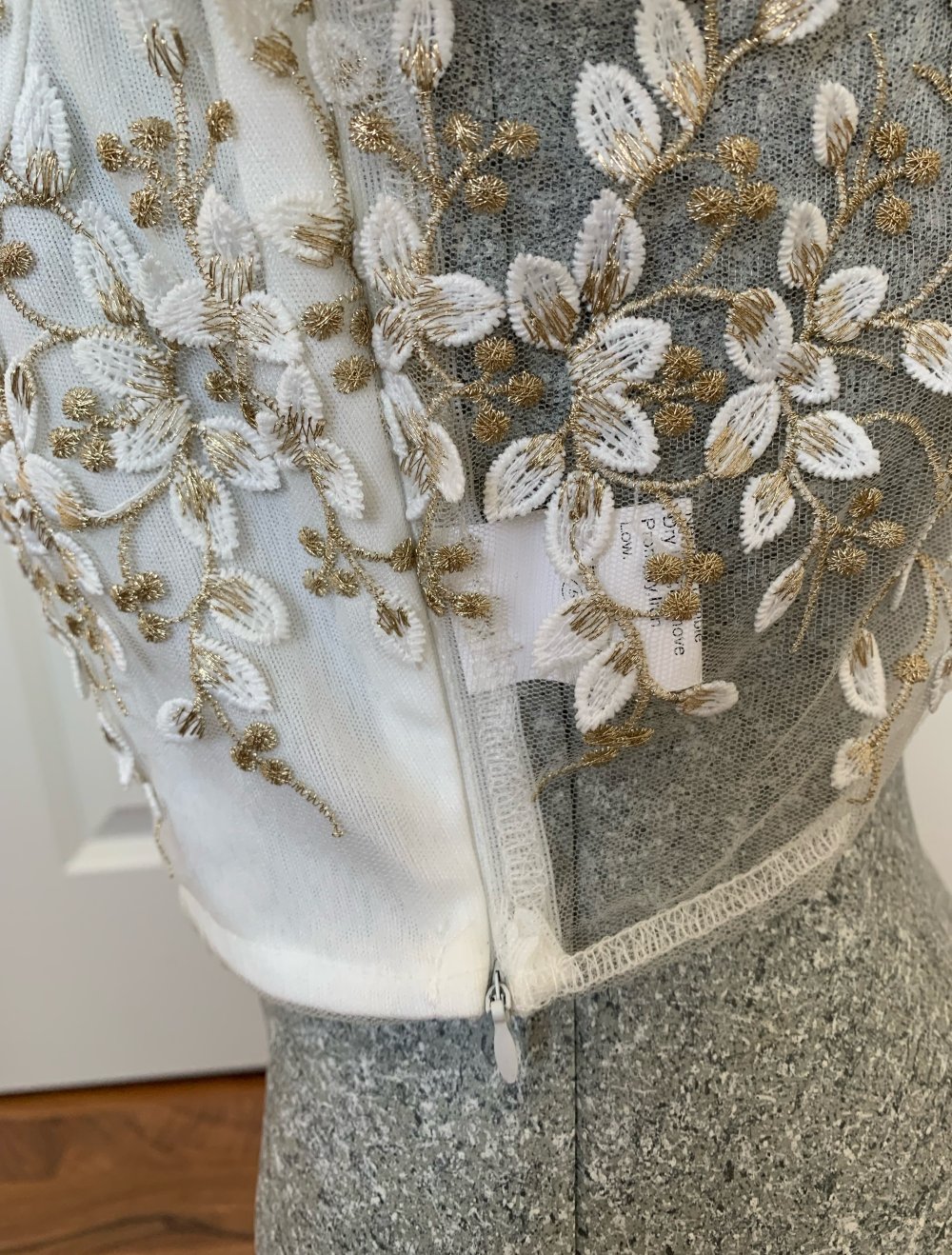 Sommer Top L Weiss Gold Bestickt