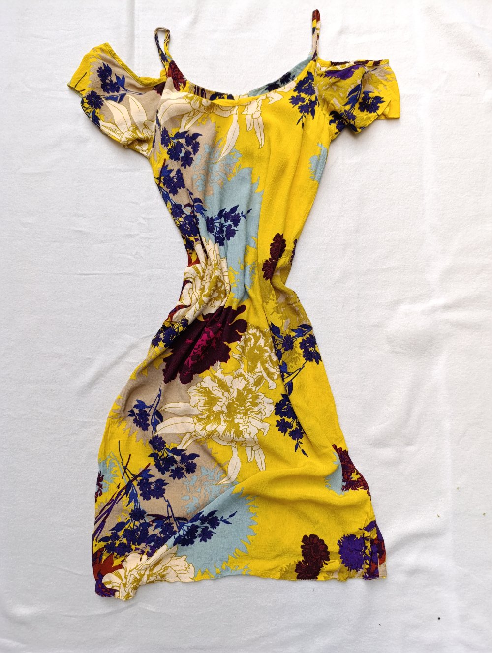 Off-Shoulder-Kleid