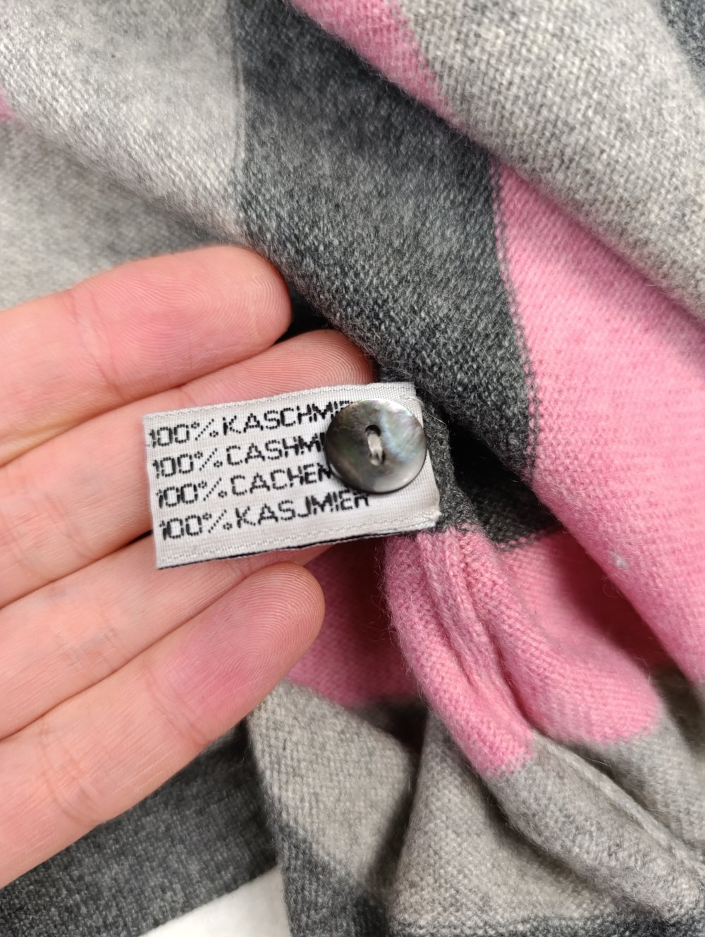 Damen-Cardigan aus 100 % Kaschmir