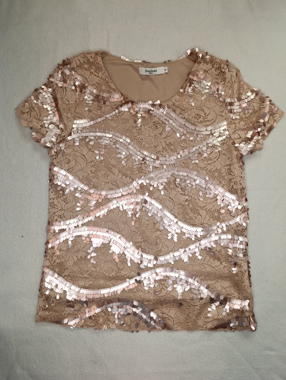 Daphnea Paris Pailletten-Top S Nude Spitze Bluse Glitzer Party