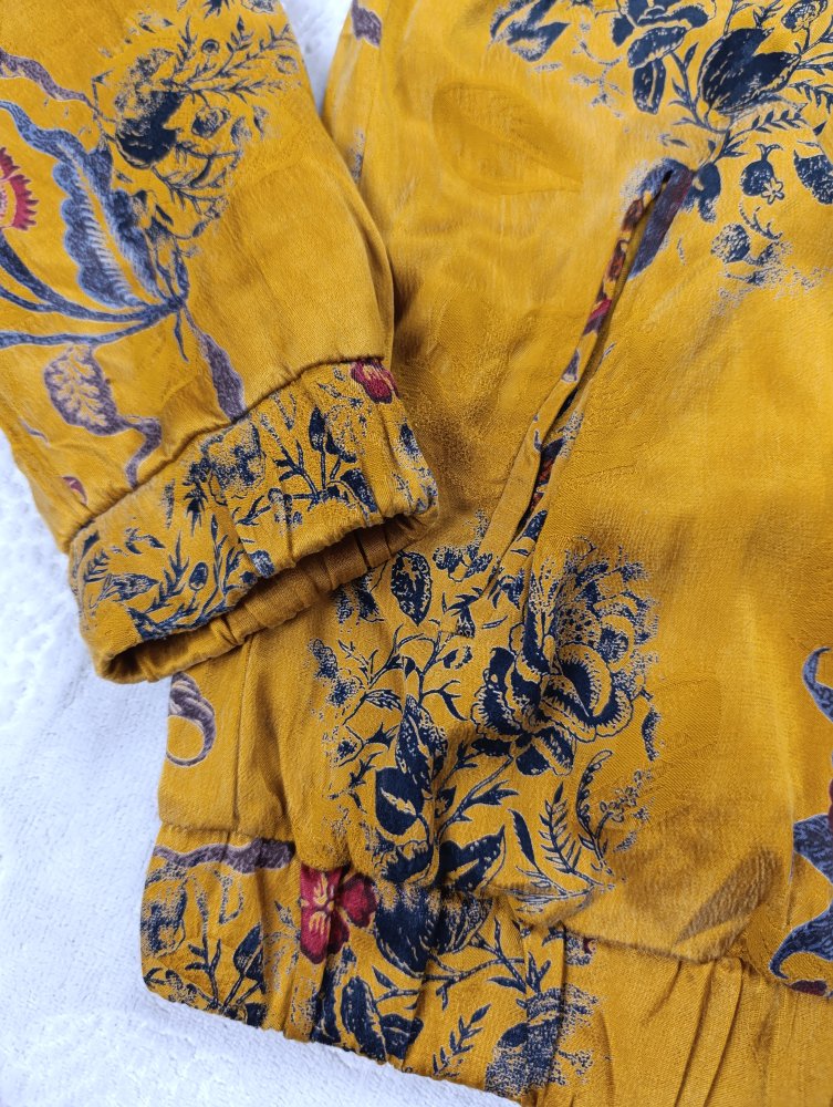 Exklusive Rituals Bomberjacke 