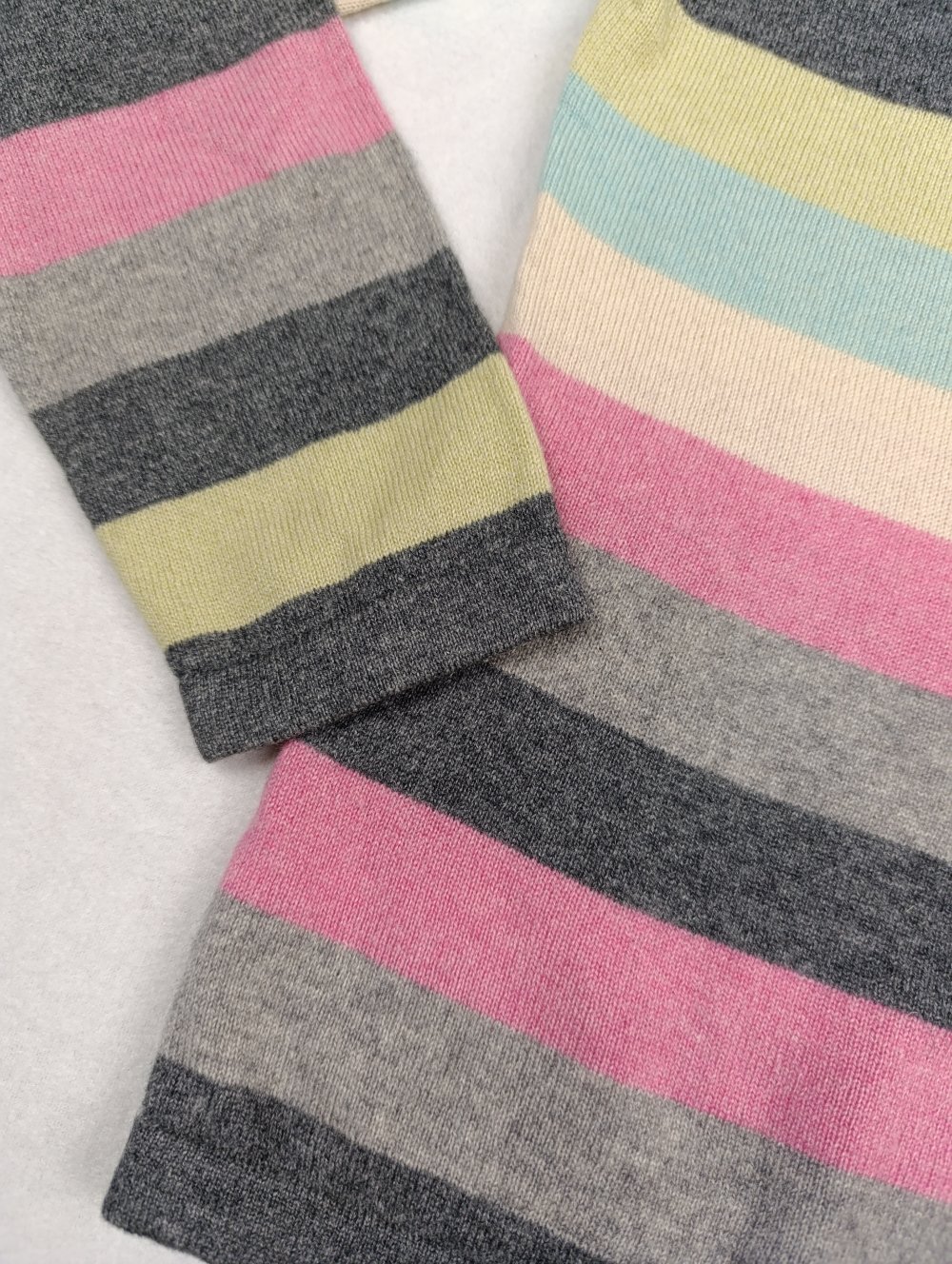 Damen-Cardigan aus 100 % Kaschmir