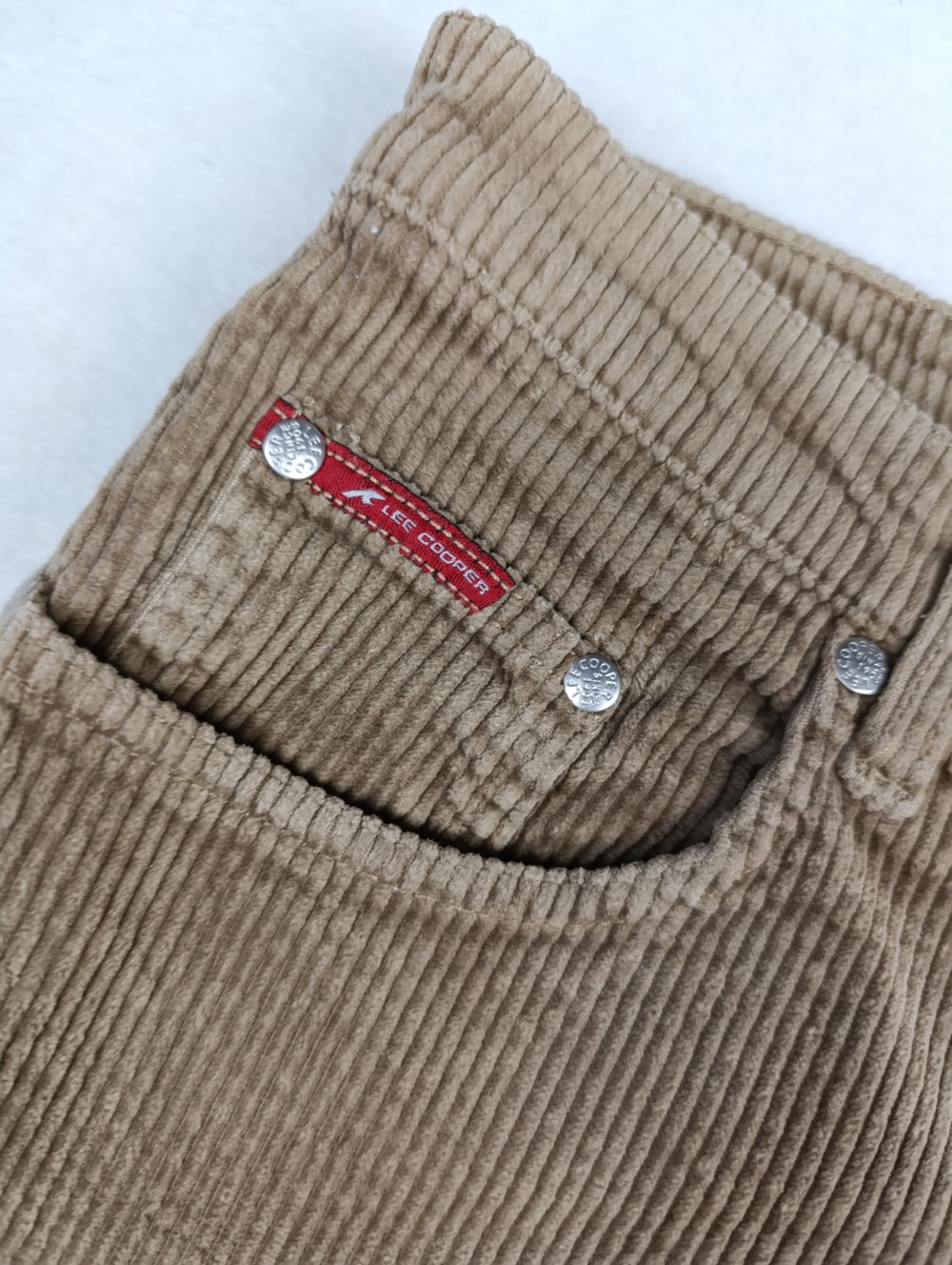 Damen Cordhose Lee Cooper – Retro Stil