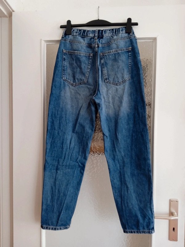 Mom-Jeans, Röhre mit hohem Bund, blau, Gr. M (38) Pull & Bear