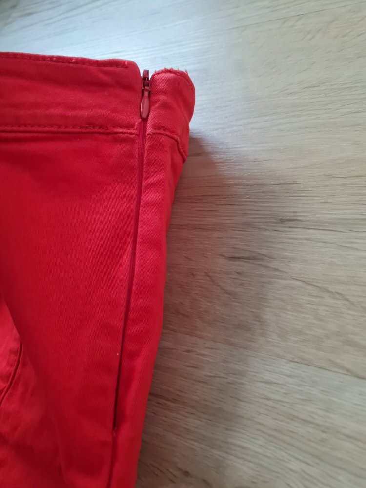 rote Shorts NEU von Esmara Größe 36
