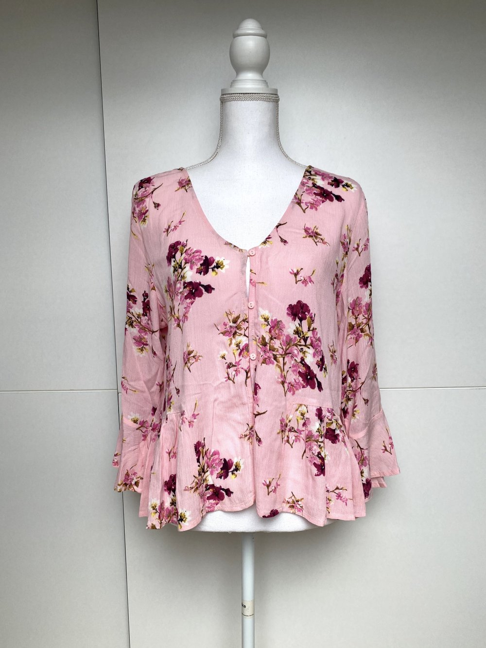 Bluse Tunika Top Rüschen Knöpfe Blumen Muster Kirschblüte Japan Rosa Rose H&M