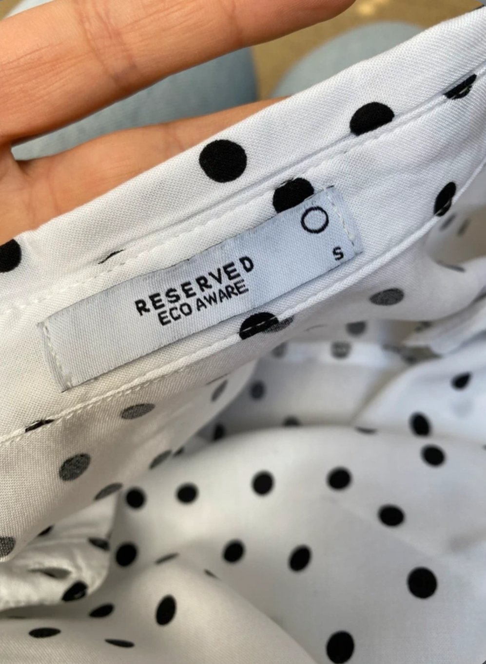 Bluse Hemd Punkte Muster Ploka Dons Weiß Schwarz Büro Office Reserved