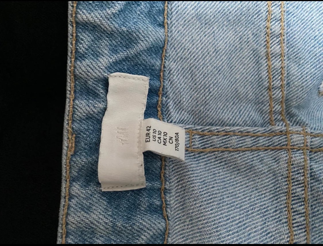 Jeans Gerade Straight High Blue Denim Hell 5-Pocket-Jeans Button H&M