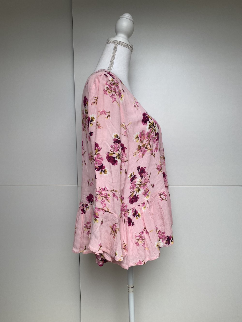 Bluse Tunika Top Rüschen Knöpfe Blumen Muster Kirschblüte Japan Rosa Rose H&M