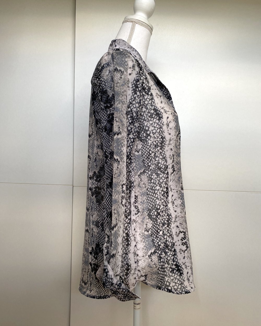 Bluse Hemd Schlange Muster Shake Fließend Sommer Transparent LTB