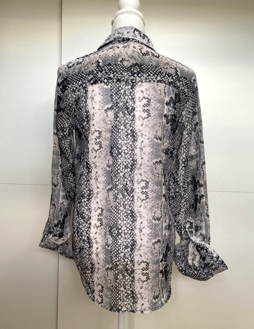 Bluse Hemd Schlange Muster Shake Fließend Sommer Transparent LTB