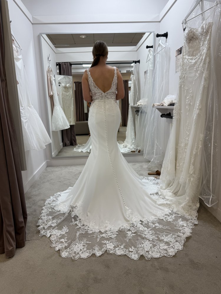 Traumhaftes neues Brautkleid von WED2B – ungetragen, mit Etikett