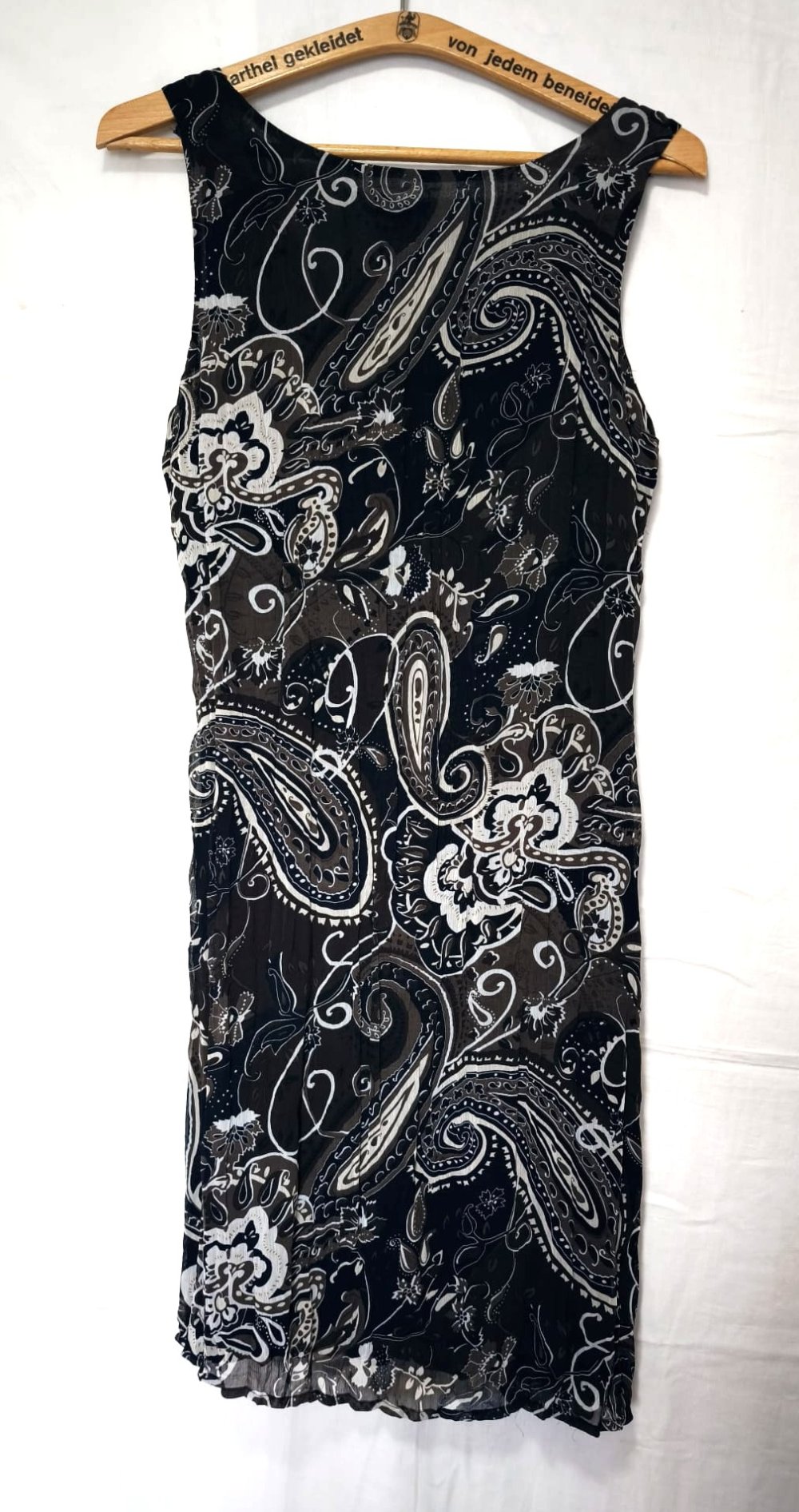 Damen Kleid, Ärmellos, braun mit schwarzem + weißem Muster, Größe 40