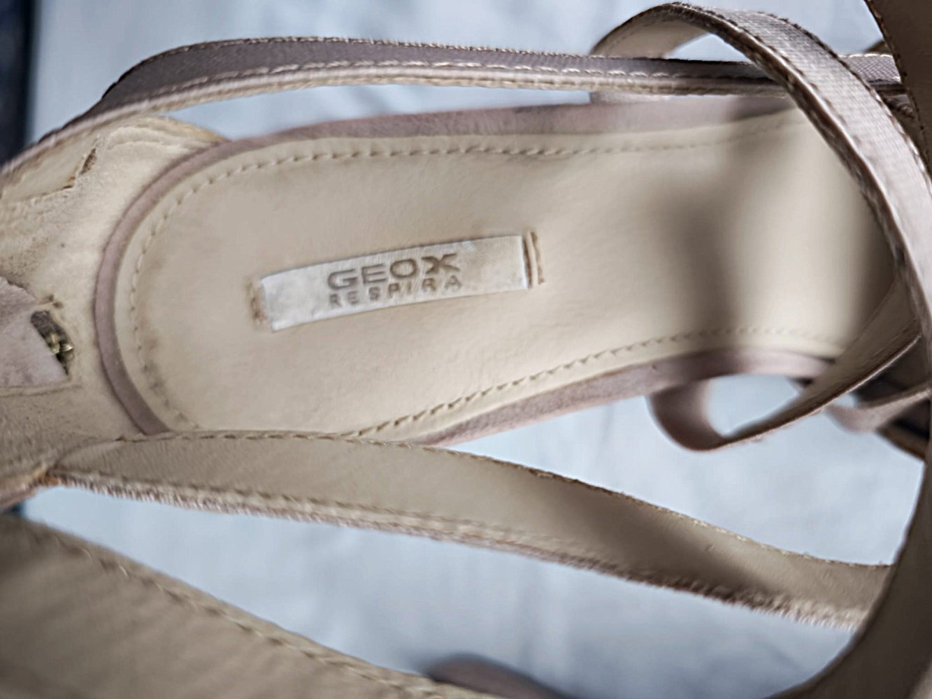 Damen Sandalen, Plateausohle, Geox, Farbe Rosé, Größe 5 bzw. 38