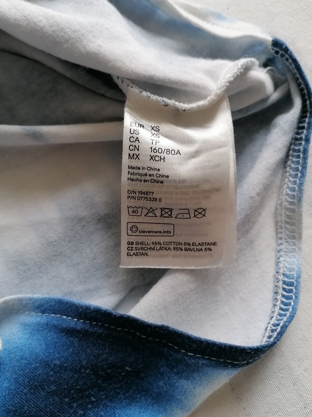 Basic Shirtbody Jerseybody mit Batik Wellenmuster gemustert gestreift